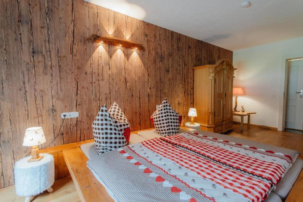 Appartement Monty By Monicare Leutasch Buitenkant foto